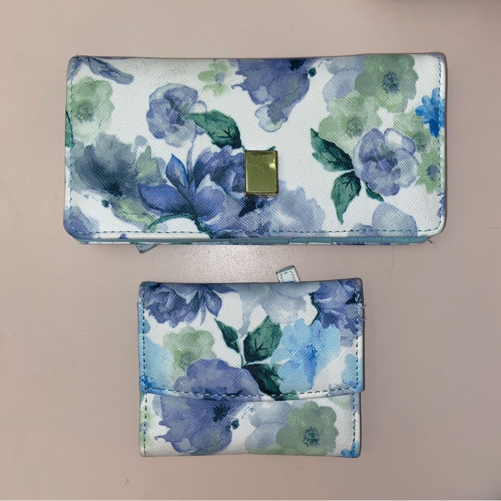 Apt 9 Floral Wallet Matching Set Of 2 - image 2